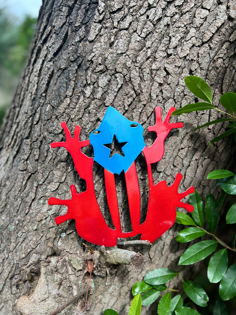 COQUI-SHAPED METAL FLAG